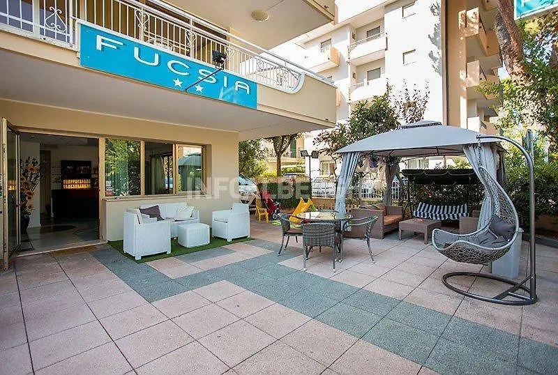 Hotel Fucsia ريتشيوني 2*,